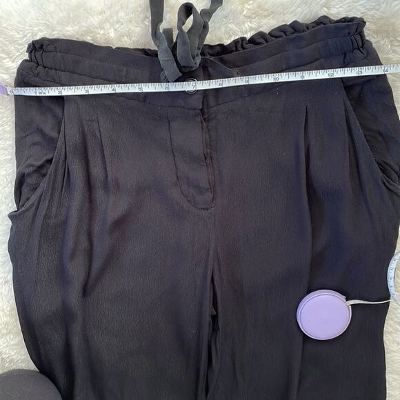 𝅺Wilfred Aritzia Tie Waist Relaxed Dress Pants/Joggers Size XS Black - Picture 9 of 11
